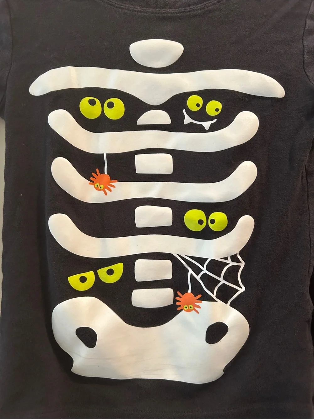 Carter's Black Skeleton Pajama Set with Neon Green Eyes Orange Spiders size 8 - Picture 3 of 14
